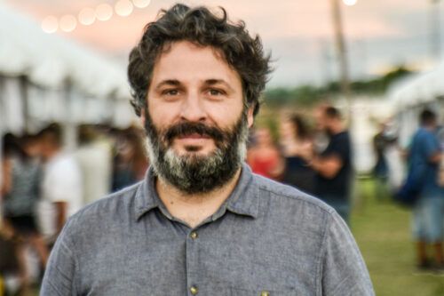 Hernán Ronsino: “El pensamiento y la escritura son más vitales que nunca”