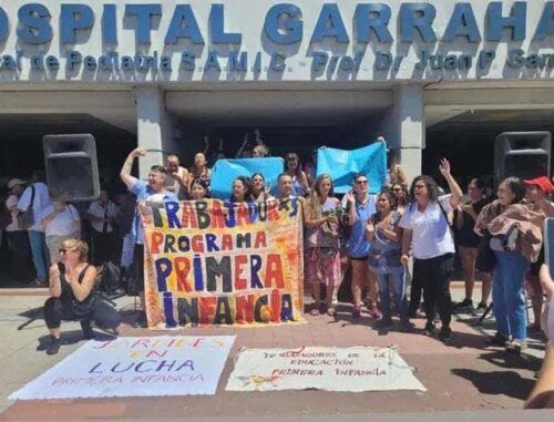 Docentes porteños realizan campaña de inscripción para resistir al cierre de jardines maternales