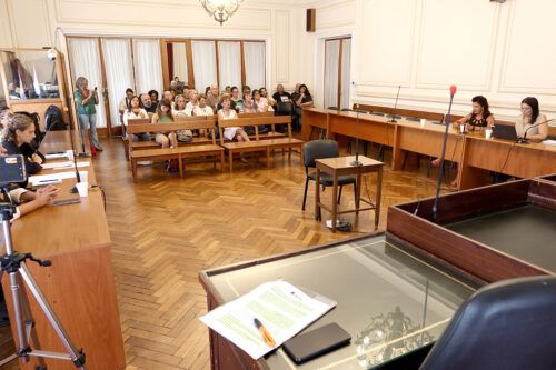 Sin jueces ni imputados en la sala comenzó en La Plata un nuevo juicio contra la CNU