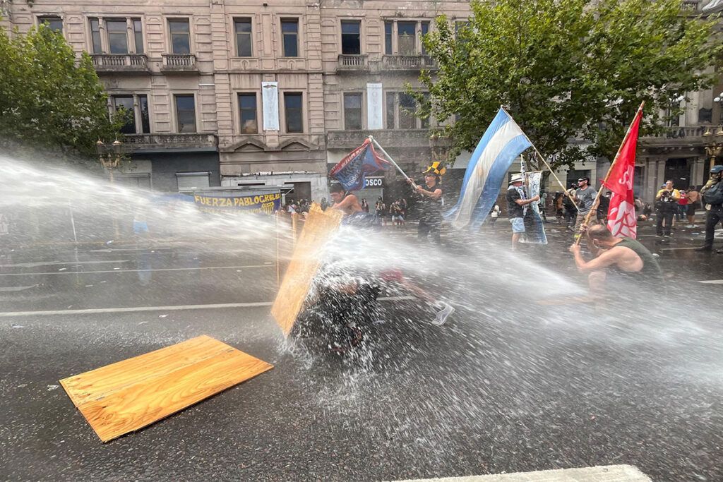 Reforma laboral: en Diputados la pulseada tiene un final abierto