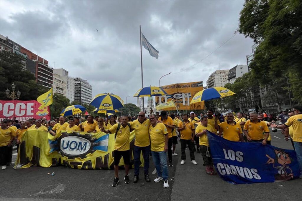 El triunvirato de la CGT se tomará su tiempo mientras el FreSU ya reclamó un paro de 36 horas