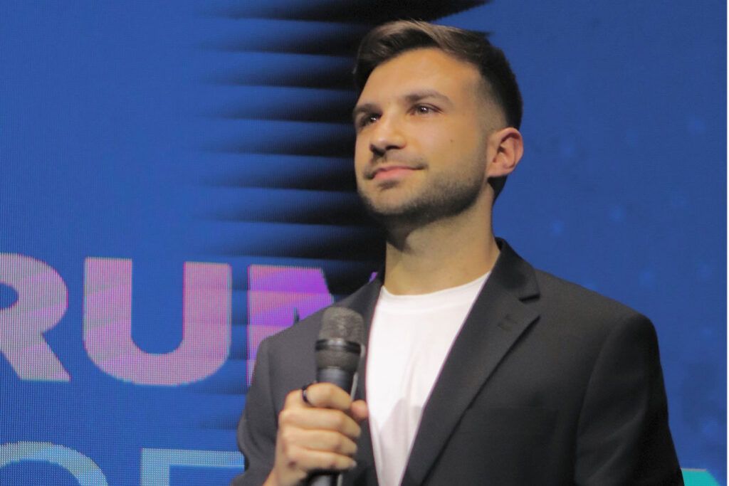 Siguen dilatando las medidas contra los imputados en $Libra