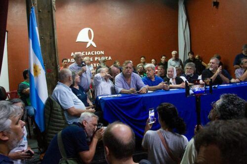 El Frente de Sindicatos Unidos celebró la adhesión al paro y defendió la movilización