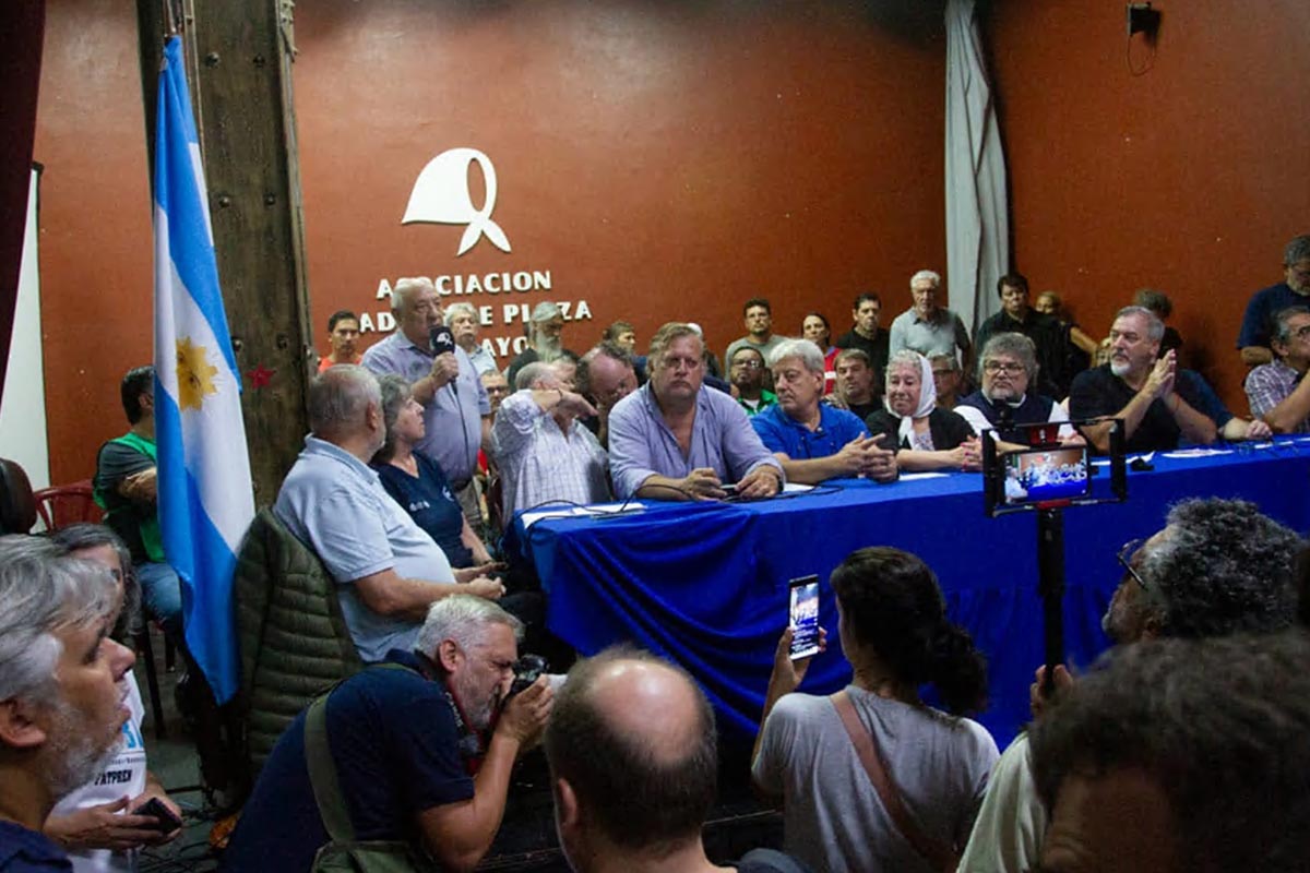 El Frente de Sindicatos Unidos celebró la adhesión al paro y defendió la movilización