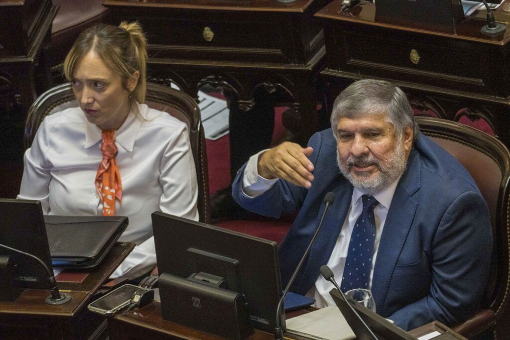 Con la misma cantidad de votos que en la primera sanción, el Senado transformó en ley la Reforma Laboral