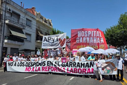 El Garrahan se sumó a la Marcha: “Lo que ocurre con nosotros es un anticipo de lo que buscan con la Reforma Laboral”