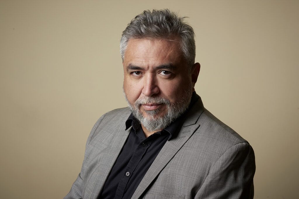 Cristian Alarcón: “En la motosierra de Milei hay una adhesión emocional de la gente” 2 Cristian Alarcón: “En la motosierra de Milei hay una adhesión emocional de la gente”