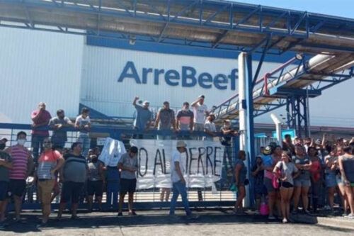 La carne argentina es ajena: la crisis en frigoríficos, un símbolo del Modelo Milei