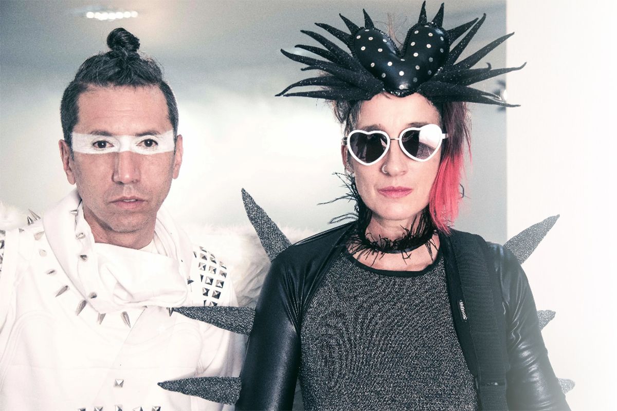 Aterciopelados lanzó “La teta pirata”, una canción nacida del cáncer de mama de Andrea Echeverri