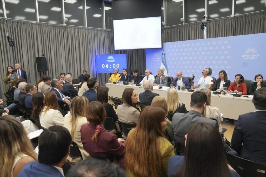 Ley de Glaciares: anatomía de un saqueo 2 Ley de Glaciares: anatomía de un saqueo