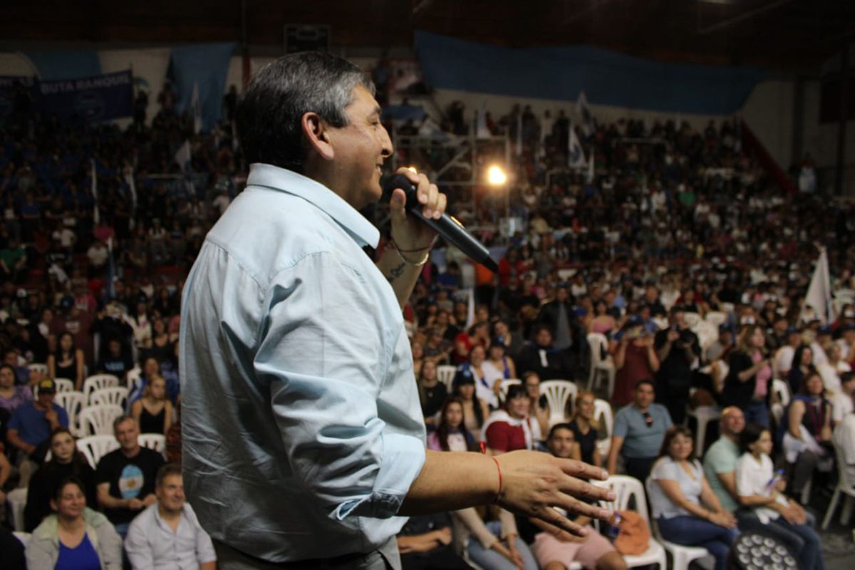 Carlos Quintriqueo: “El modelo extractivista genera expectativas, pero también más desigualdad y marginalidad”