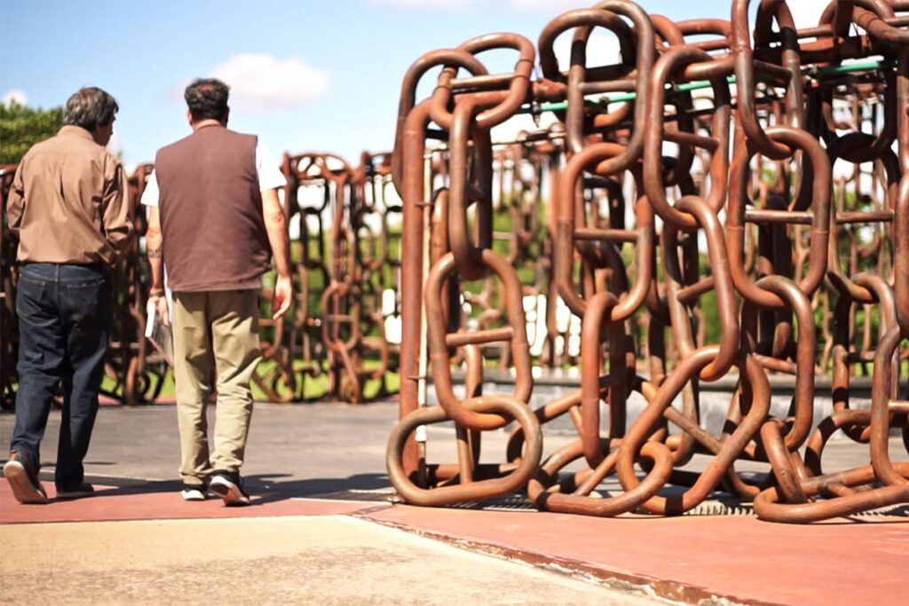 “Patria o colonia”: se llevan el oro, nos dejan la deuda y lo llaman progreso