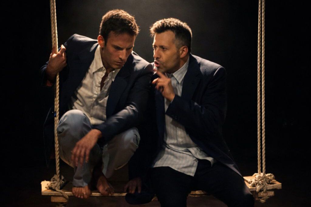 Agenda de espectáculos con lo mejor de la semana: Juana Molina, AC/DC, Tan Biónica, La Bomba de Tiempo y mucho, mucho teatro 14 Agenda de espectáculos con lo mejor de la semana: Juana Molina, AC/DC, Tan Biónica, La Bomba de Tiempo y mucho, mucho teatro