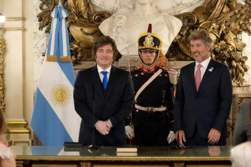 Mahiques asumió como nuevo ministro de Justicia de Milei en un acto con más funcionarios que familia judicial