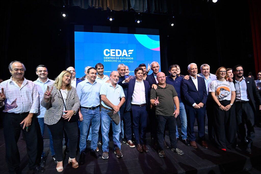 Kicillof lanzó su propia usina política: "Lo que se espera de nosotros es que podamos pensar un proyecto para el desarrollo productivo y soberano de nuestro país"