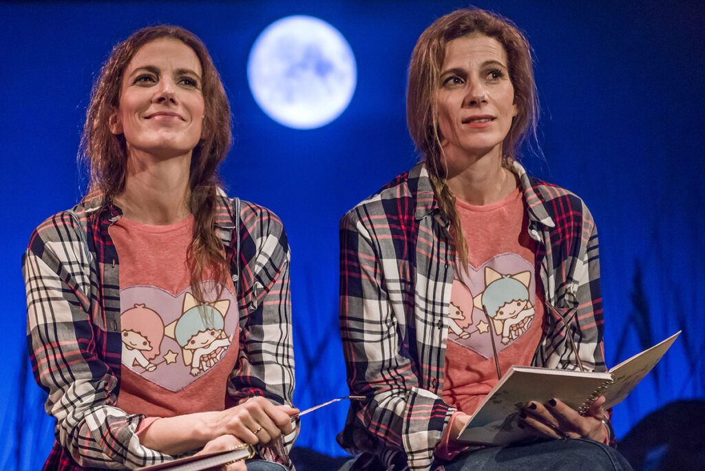 Agenda de espectáculos con lo mejor de la semana: AC/DC, Boy Olmi, Manuel Puig en teatro y películas para ver a 50 años del golpe