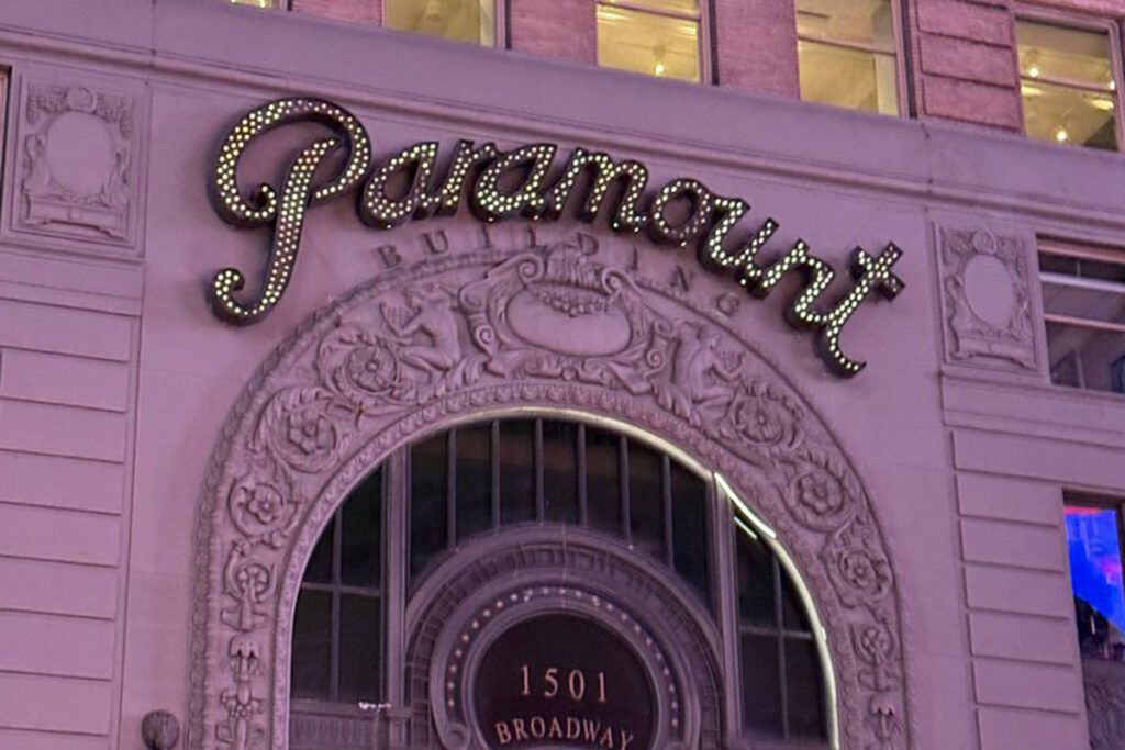 Hollywood revolucionado: Paramount venció a Netflix y se quedó con Warner por 110 mil millones de dólares