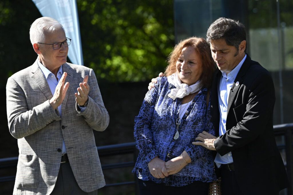 A 50 años del Golpe, Kicillof visitó un ex centro clandestino de detención y firmó convenio con el Equipo de Antropología Forense