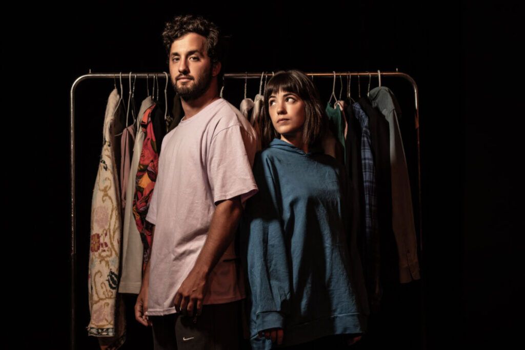 Agenda de Espectáculos con lo mejor de la semana: Bryan Adams, Jim Jarmusch, Darín, Nico Sorín y un festival solidario para los afectados por los incendios en la Patagonia 8 Agenda de Espectáculos con lo mejor de la semana: Bryan Adams, Jim Jarmusch, Darín, Nico Sorín y un festival solidario para los afectados por los incendios en la Patagonia