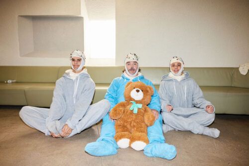 Sorpresa y media: Ca7riel & Paco Amoroso unen fuerzas con Jack Black e inventan la psicodelia caribeña en “Goo Goo Ga Ga”