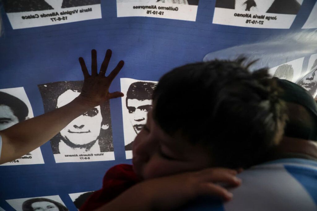 Son sin cuenta: crónica de una multitud que no va a desaparecer