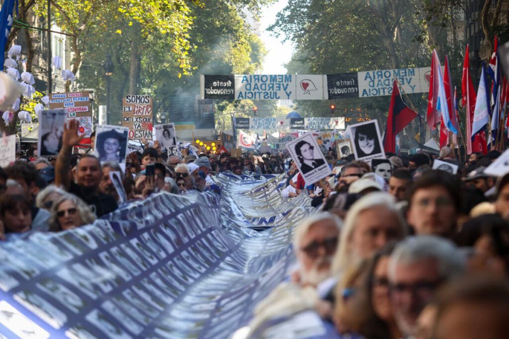 Son sin cuenta: crónica de una multitud que no va a desaparecer
