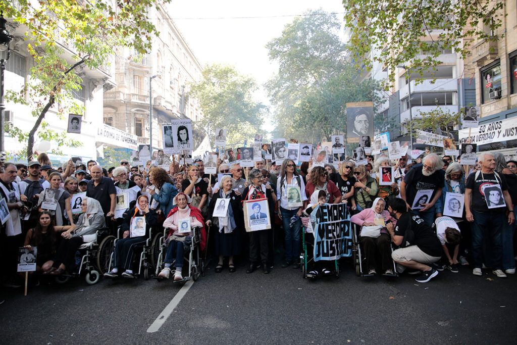 Son sin cuenta: crónica de una multitud que no va a desaparecer