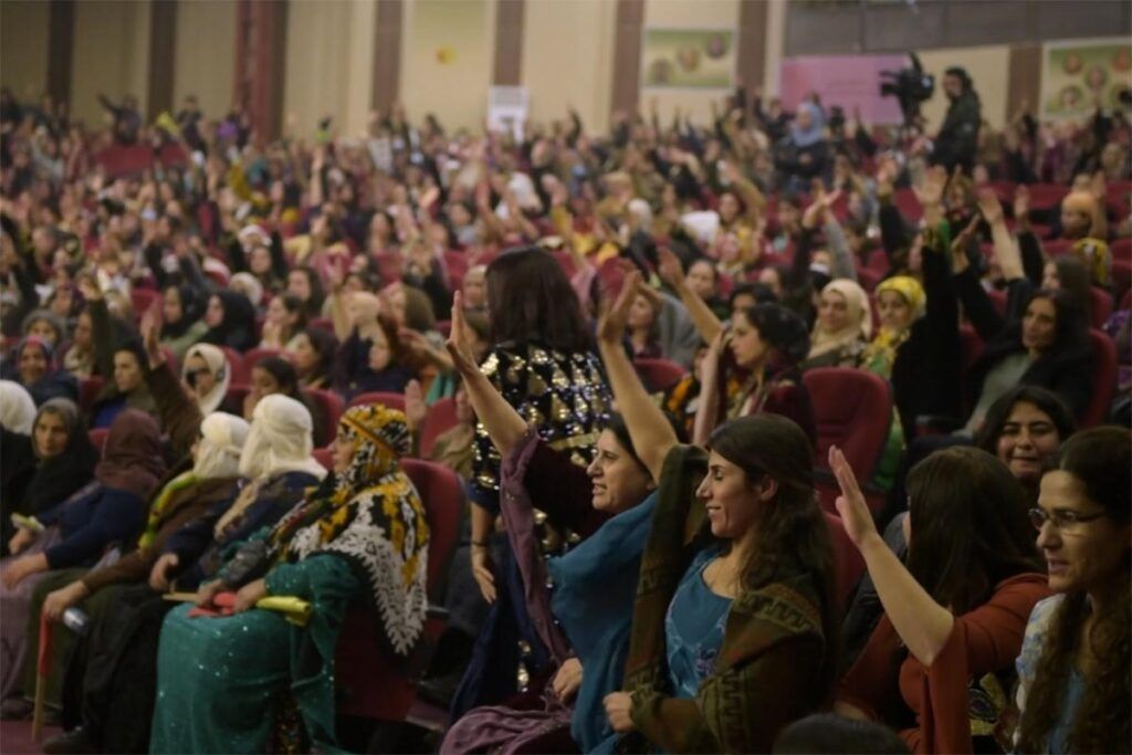 «Legerín, en busca de Alina», el documental sobre la médica argentina que eligió la lucha en Kurdistán