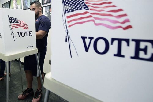 Save American Act, o cómo intentar de todo para salvar a un gobierno