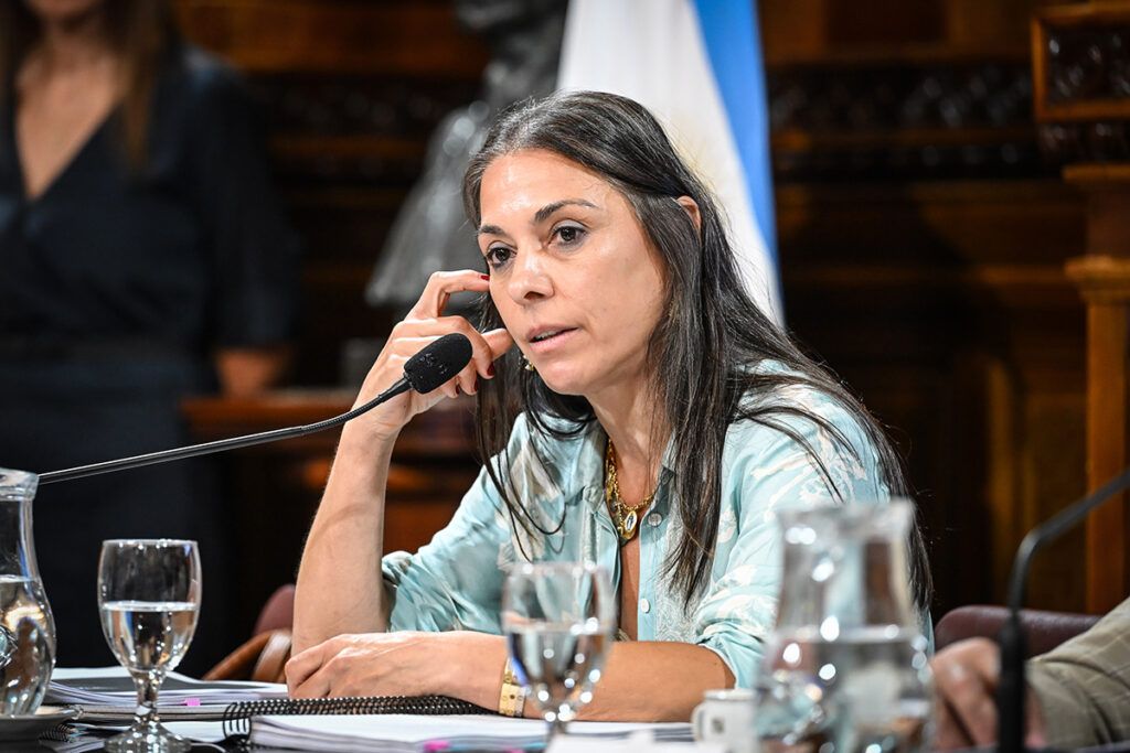 La casta tiene premio: Lucila Crexell, acusada de cambiar su voto en la ley bases, quedó a un paso de la embajada de Canadá