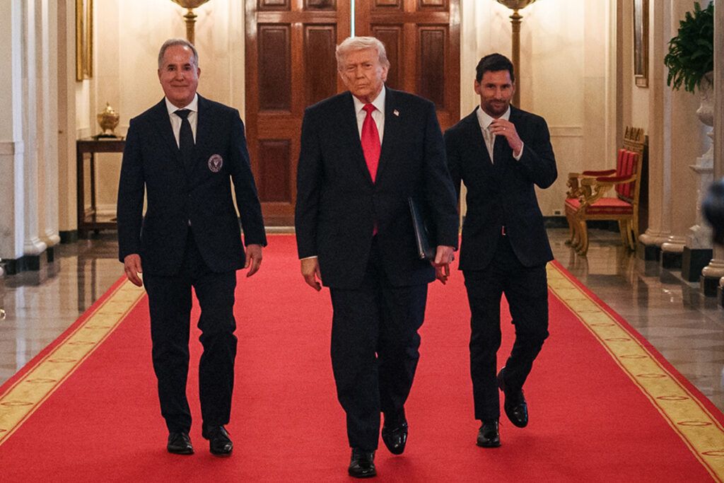 Los aplausos de Messi