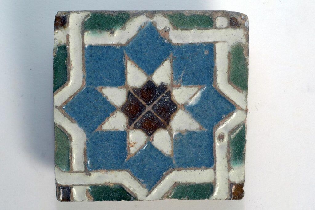 35 azulejos franceses y españoles, su historia en el Río de la Plata