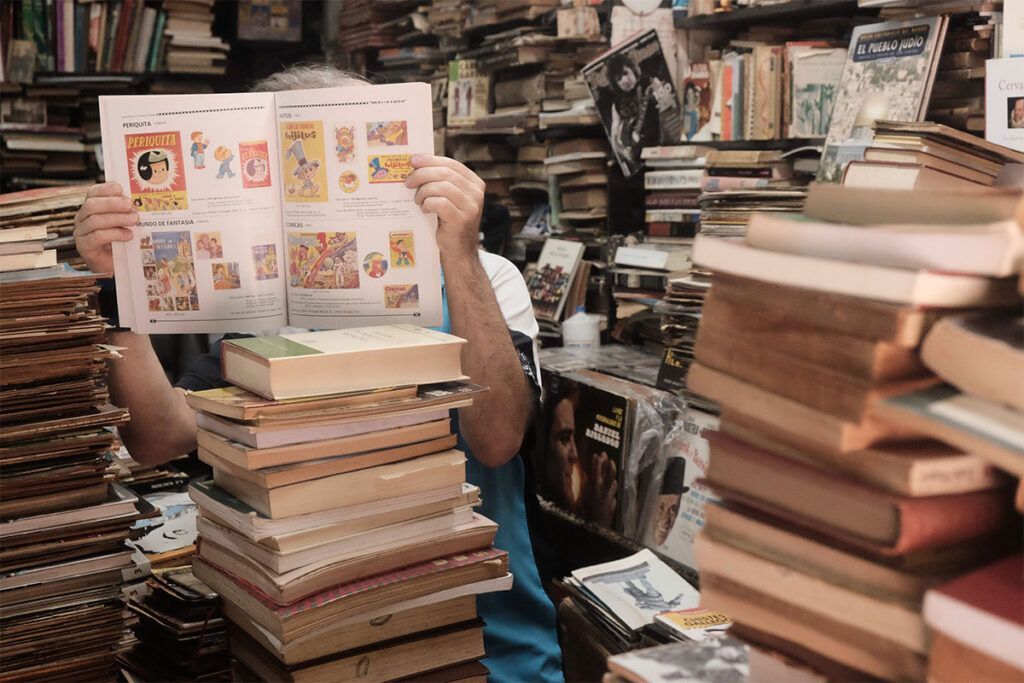 Rafael Bitrán: "Coleccionar es un trabajo de arqueología, rescatar cosas perdidas del pasado"