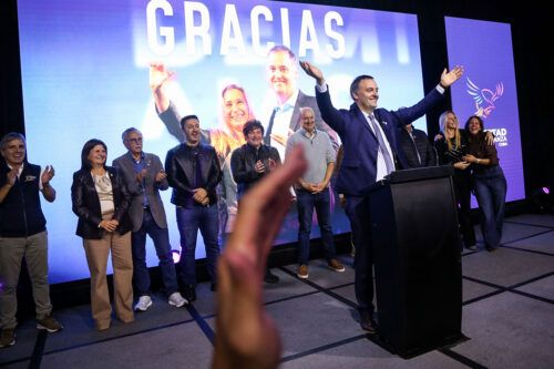 Adorni: investigan la evolución de su capital los últimos dos años