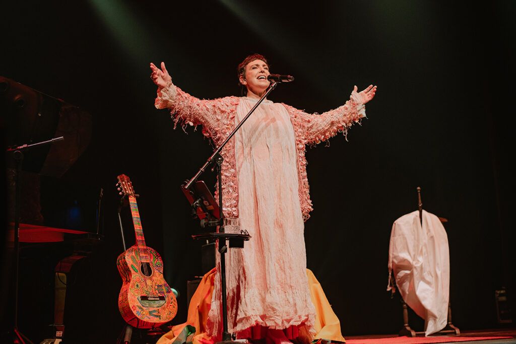 Adriana Calcanhotto: “Los momentos complicados son buenos para hacer catarsis y estar juntos”