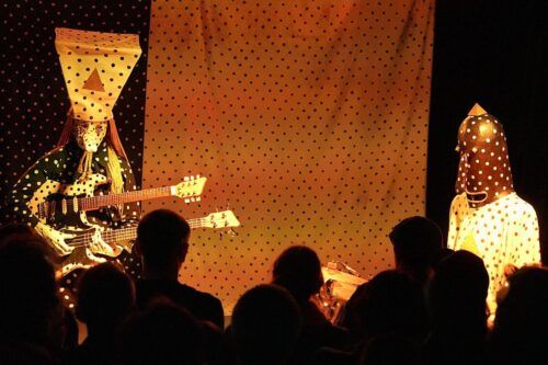 Angine de Poitrine: el dúo canadiense que domó al algoritmo con su mezcla de punk, microtonos, math rock y grooves bailables