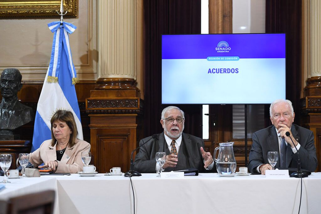Senado: el juez Mahiques defendió su pliego y obtuvo respaldo del oficialismo pese al embate de la oposición por el viaje a Lago Escondido