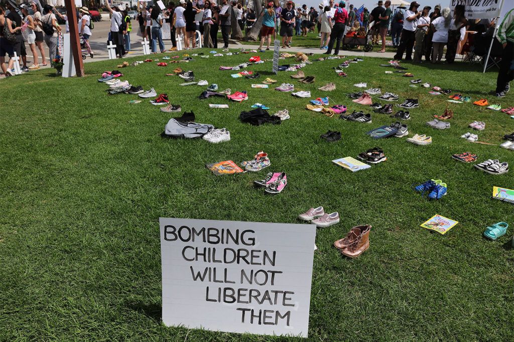 Las marchas No Kings alientan esperanzas para el 3N en los demócratas 2 Las marchas No Kings alientan esperanzas para el 3N en los demócratas