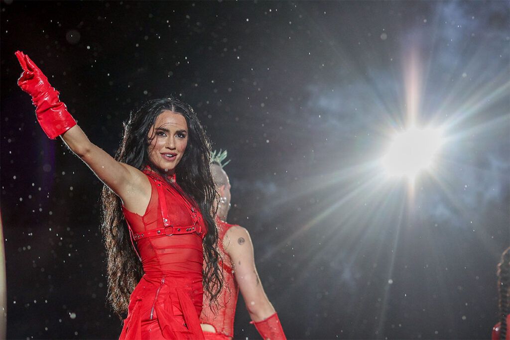 La derecha y sus violentos ataques a las figuras femeninas de la música popular 1 La derecha y sus violentos ataques a las figuras femeninas de la música popular