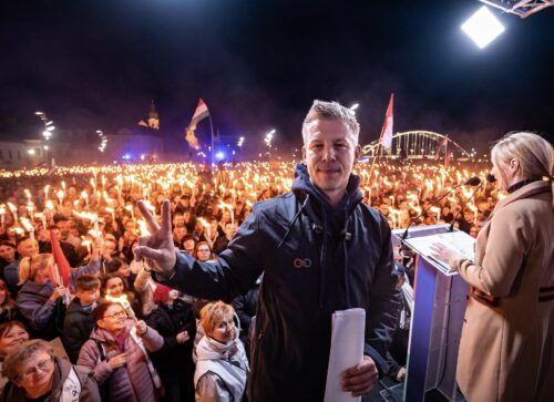 Líderes europeos celebran la contundente victoria de Péter Magyar en Hungría