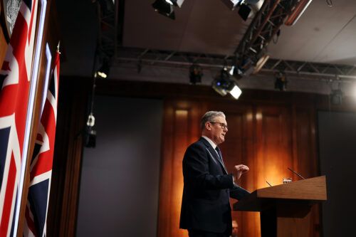 Starmer se desmarca de Trump: “El Reino Unido no apoyará el bloqueo al estrecho de Ormuz”