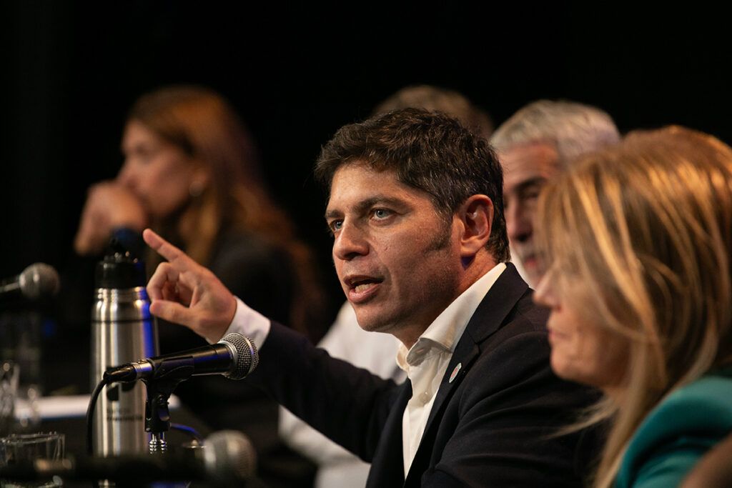Kicillof lanzó el MDF Educación en Avellaneda: "Falta poco para que se termine esta pesadilla"