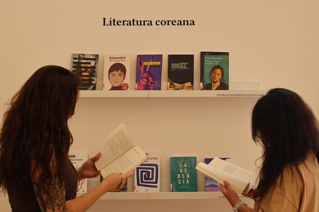 Kim Ho-yeon: “Yo quise que mi novela fuera una sanación para quienes leen”