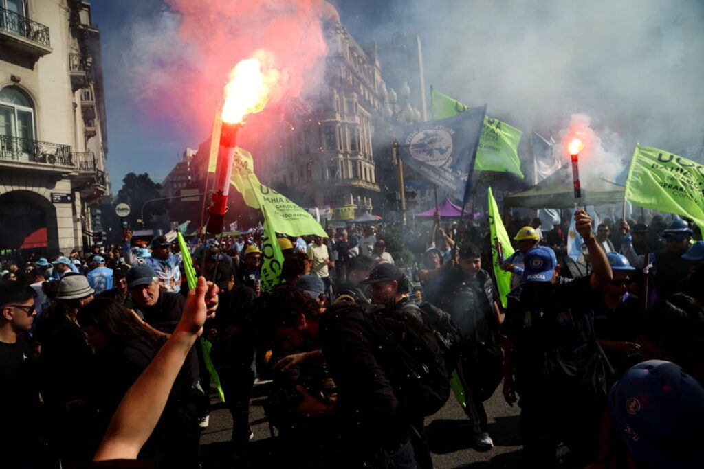 La única verdad es la lucha: los gritos de una Plaza de Mayo contra el ajuste libertario