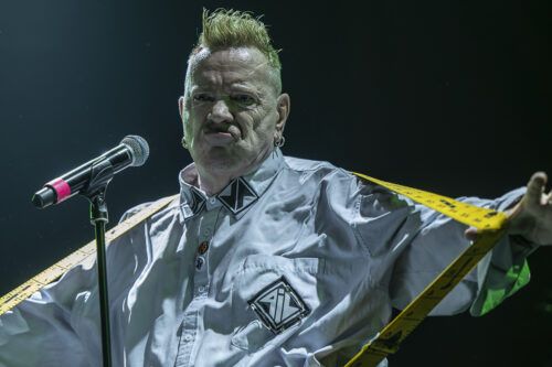 John Lydon volvió a Buenos Aires al frente de PiL y ofreció un show feroz en el C Art Media