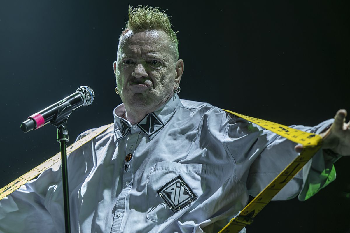 John Lydon volvió a Buenos Aires al frente de PiL y ofreció un show feroz en el C Art Media