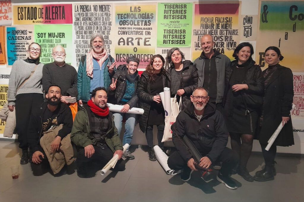 "Resistencias Tipográficas: activaciones gráficas de un archivo", 10 años de lucha a través de afiches