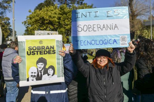 Las autoridades del INTI anunciaron más de 700 despidos por orden de Sturzenegger