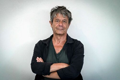 «Koljós», Emmanuel Carrère y la madre de todas sus batallas