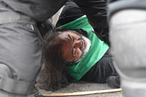 Brutal represión a trabajadores estatales en San Luis: “hay numerosos trabajadores y dirigentes heridos”, denunció ATE